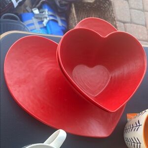 Red Heart-Shaped Bowls Set